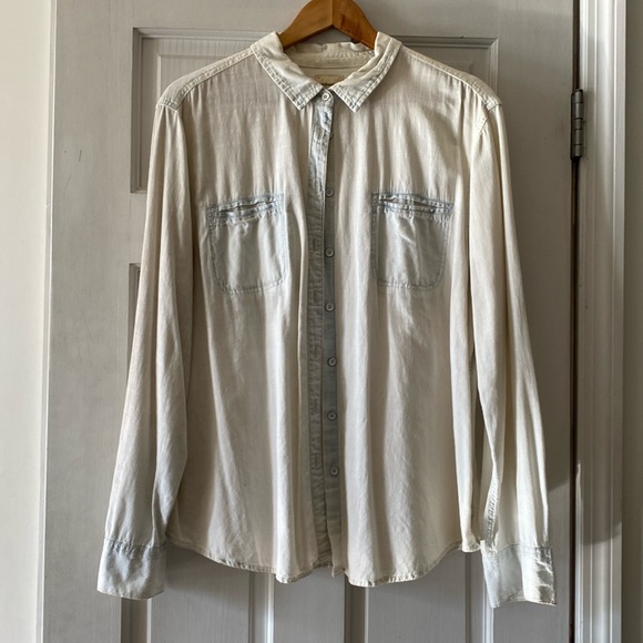 GH Bass Button Down - Picture 1 of 4
